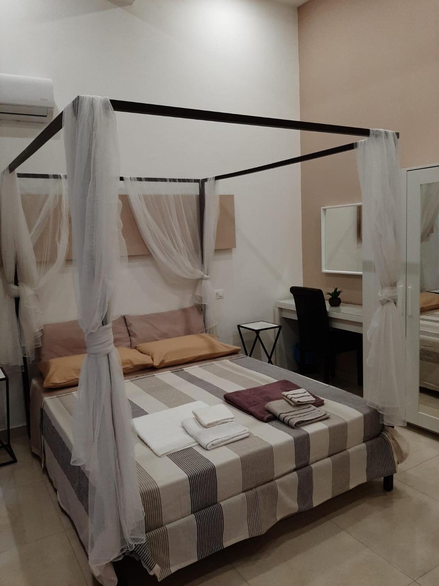 Bed and Breakfast Relais Torre Gloria à Naples Extérieur photo